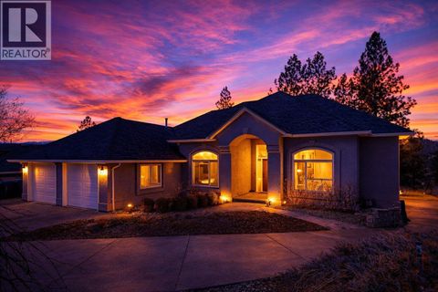 2102 Lillooet Court Kelowna BC V1V1Y2