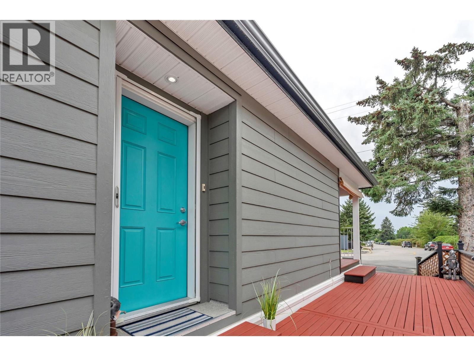 197 DAUPHIN Avenue Unit# 8