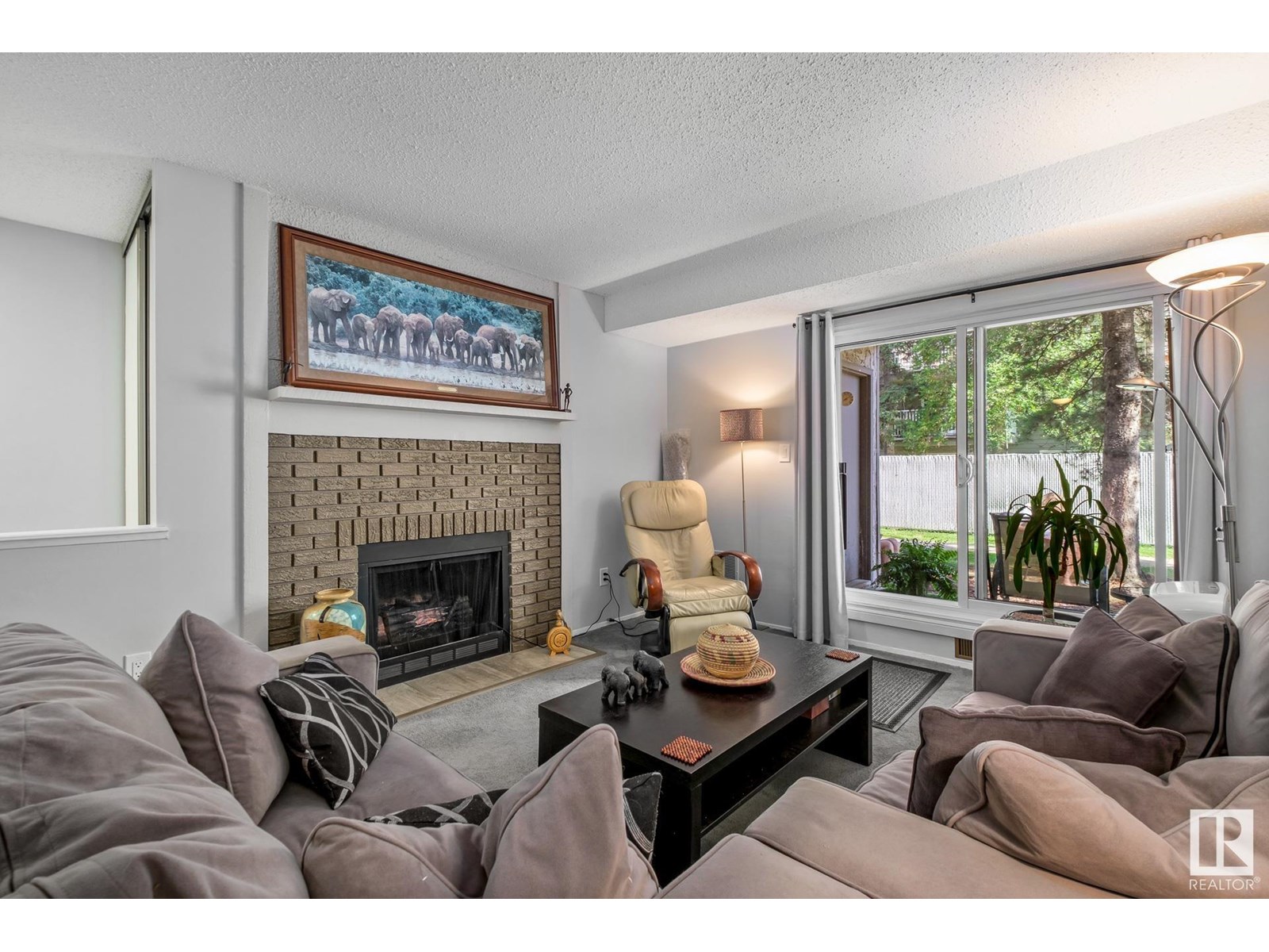 #102 47 AKINS DR