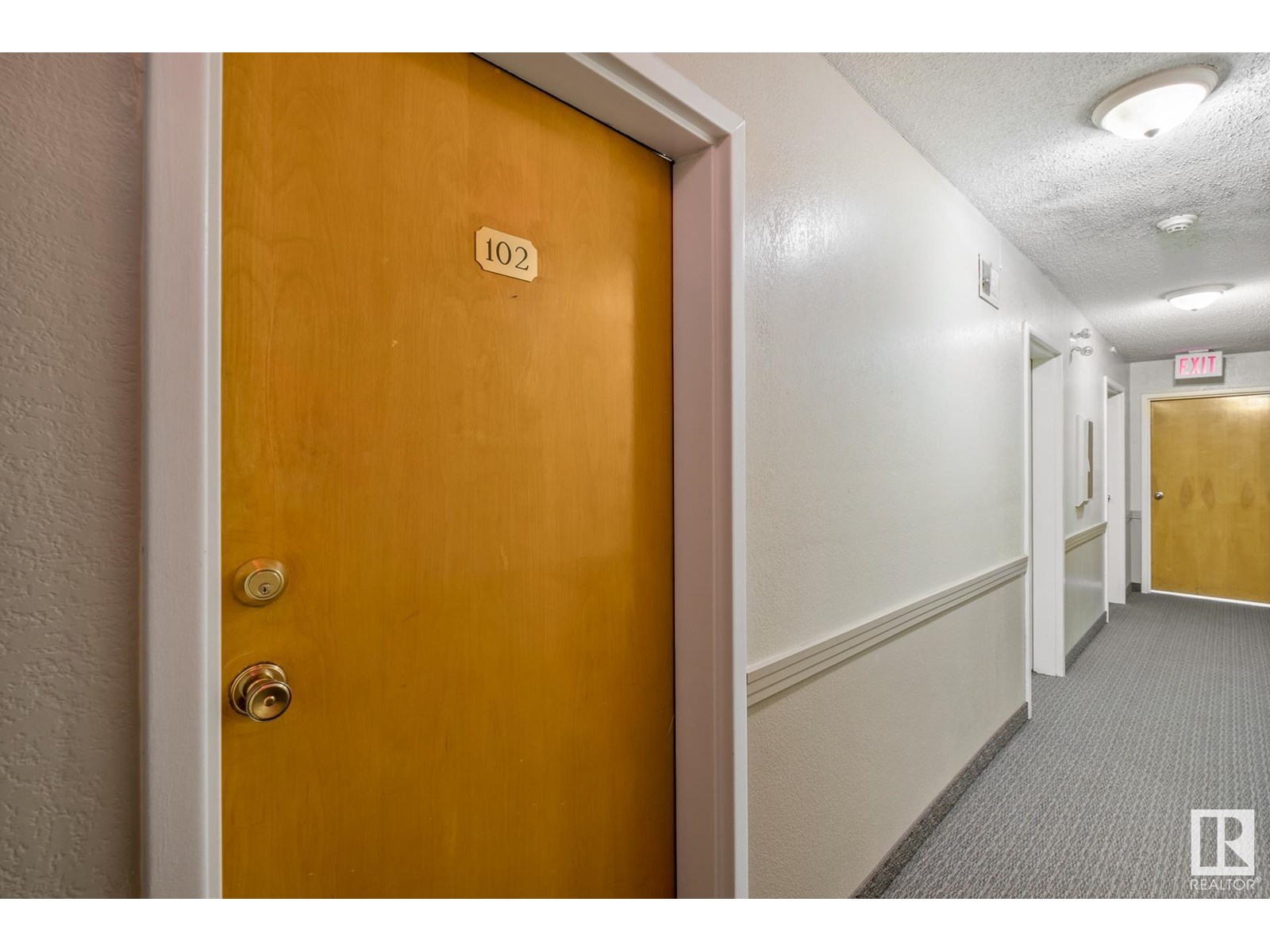 #102 47 AKINS DR