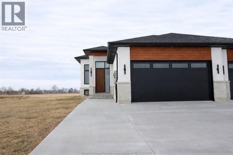 56 DESTINY Leamington ON N8H0E1