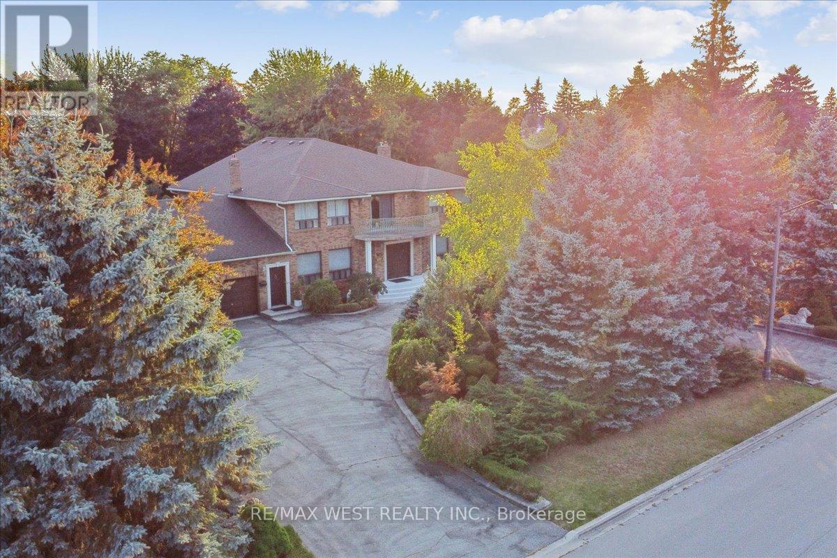 190 SANDYS DRIVE
