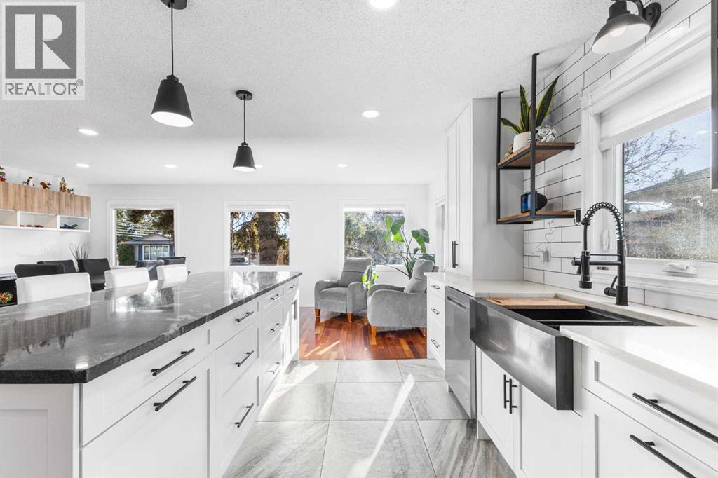 1108 Lake Sundance Crescent SE