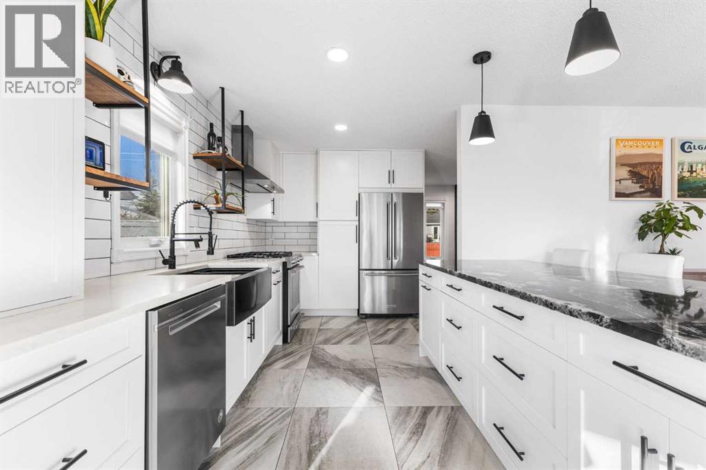 1108 Lake Sundance Crescent SE