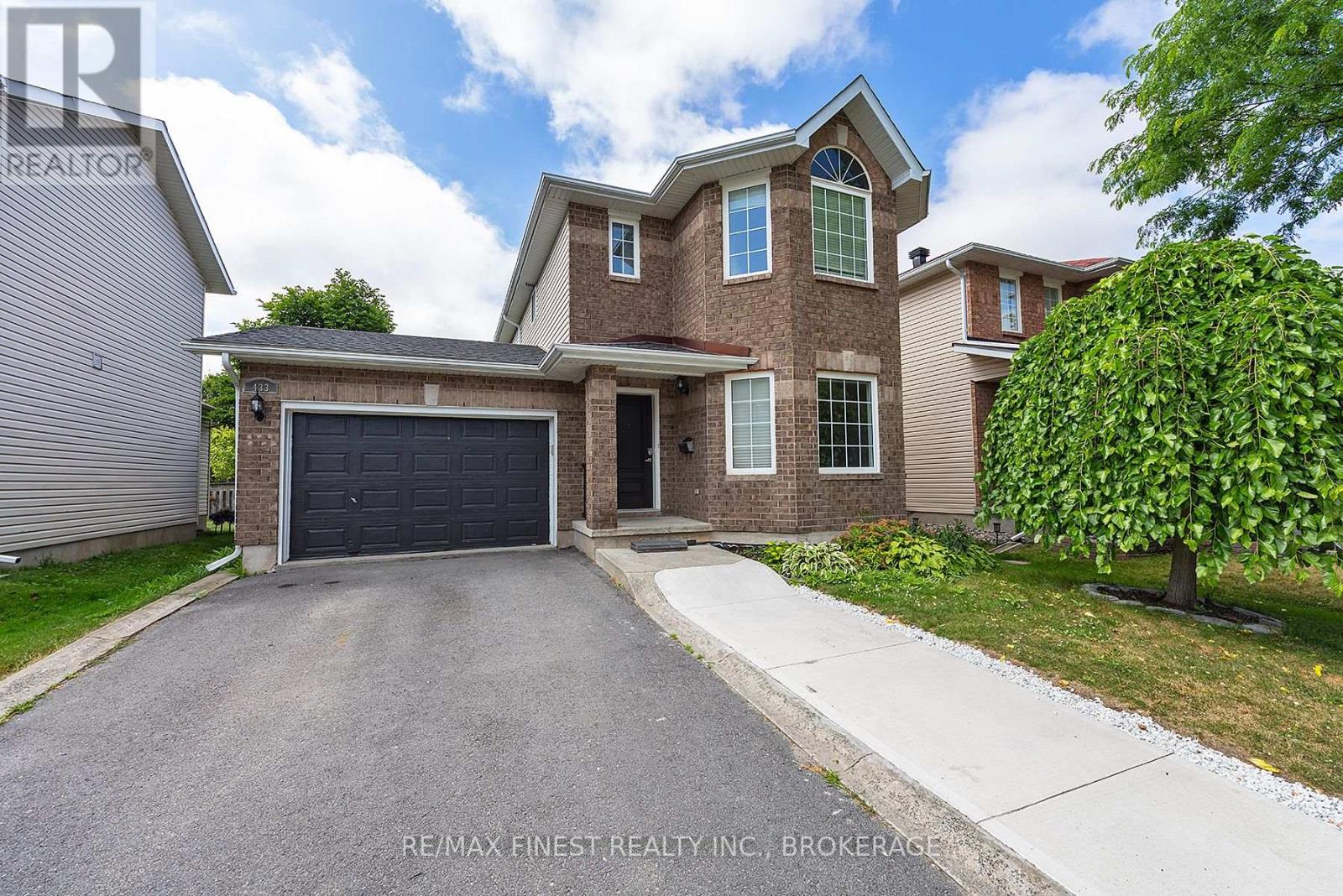 433 COOKE CRESCENT