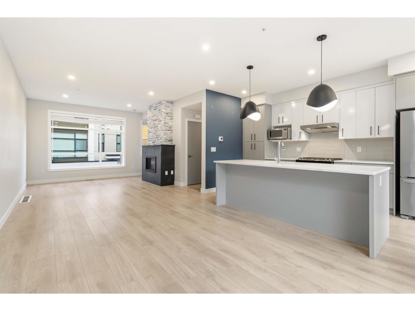 211 46150 THOMAS ROAD|Vedder Crossing