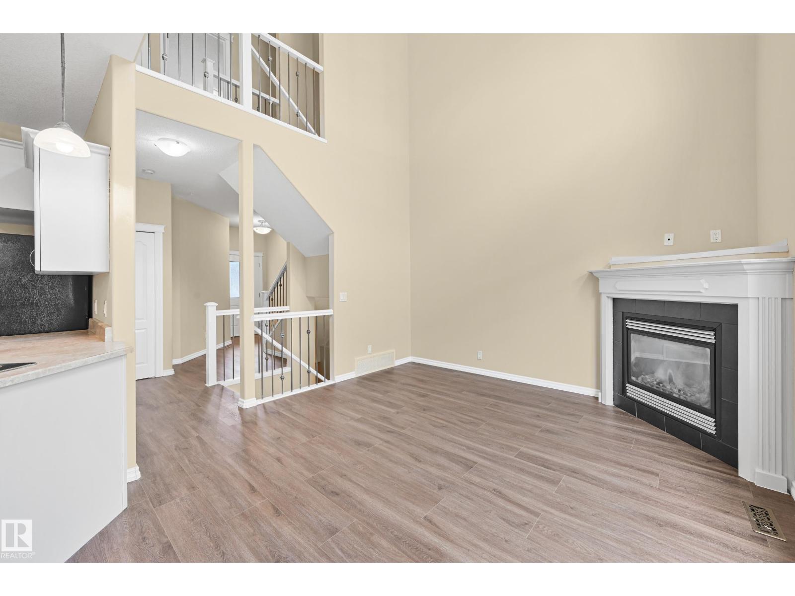 11544 11 AV SW