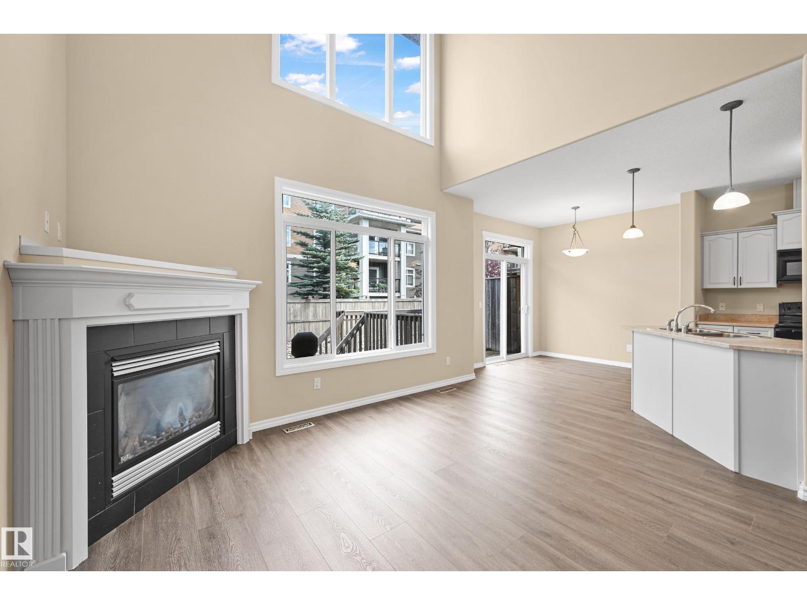 11544 11 AV SW