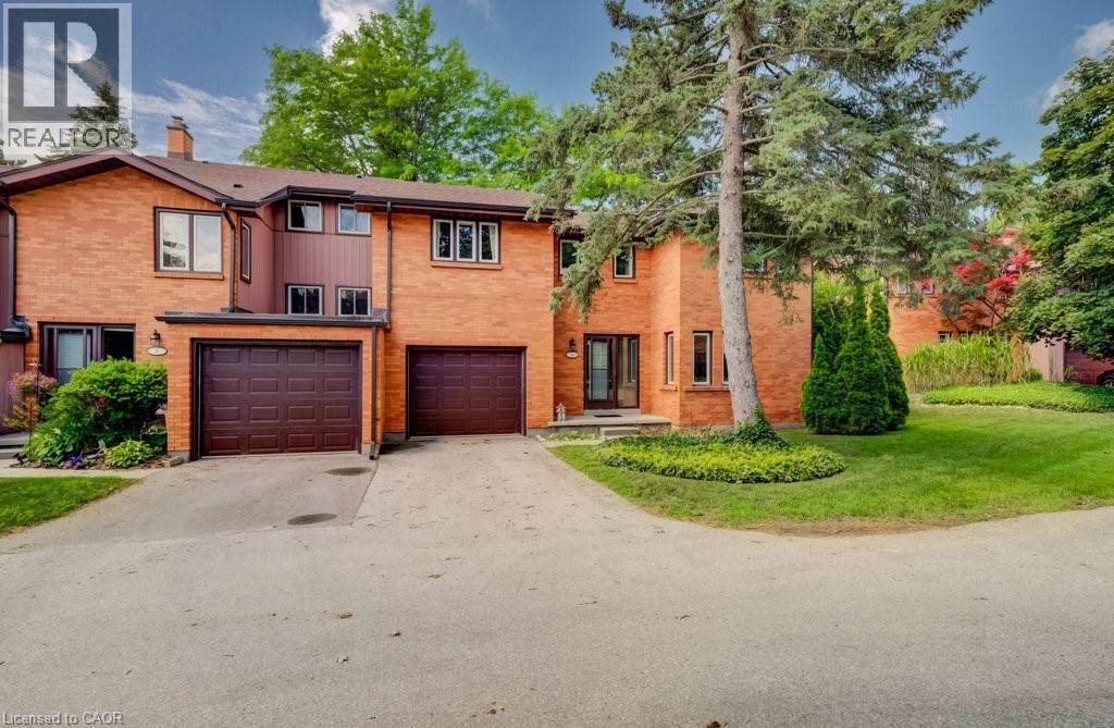 206 CANDLEWOOD Crescent Unit# 9