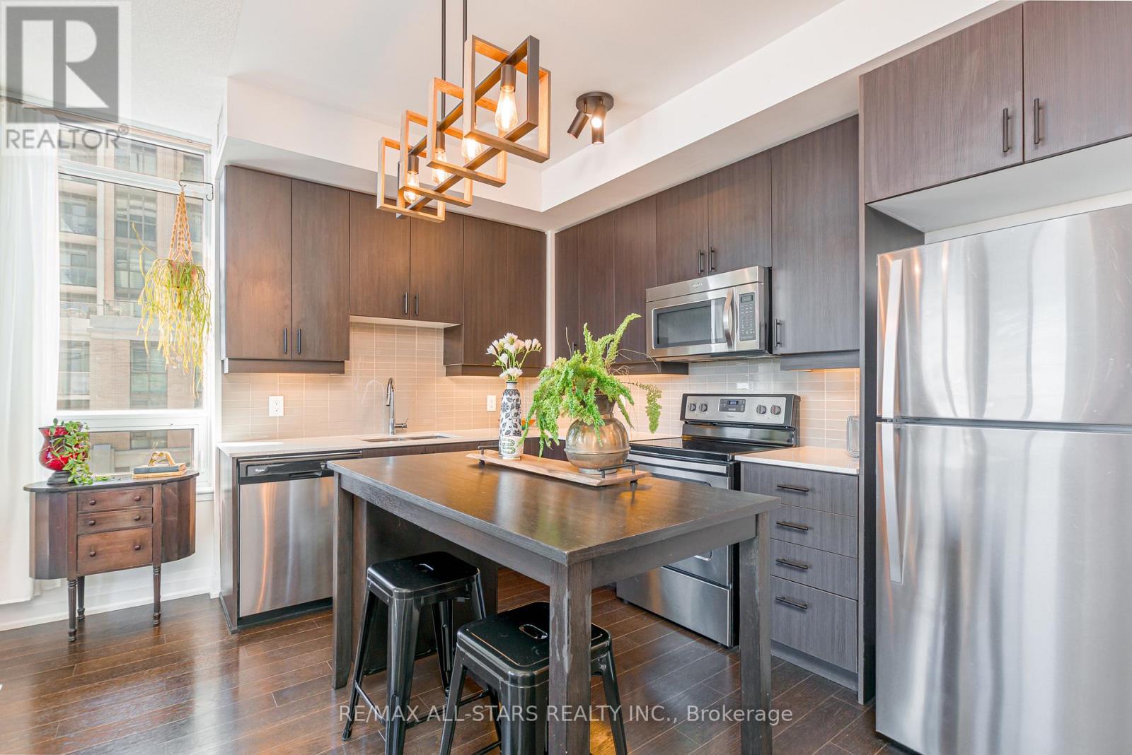 911 - 9582 MARKHAM ROAD