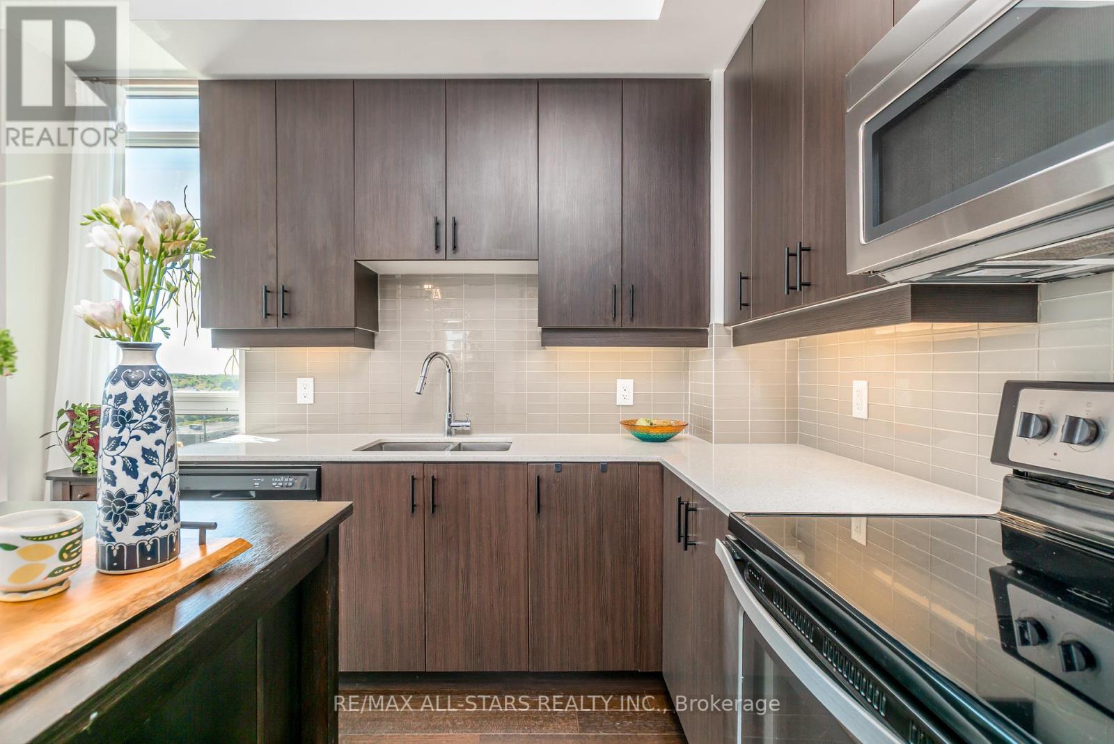 911 - 9582 MARKHAM ROAD
