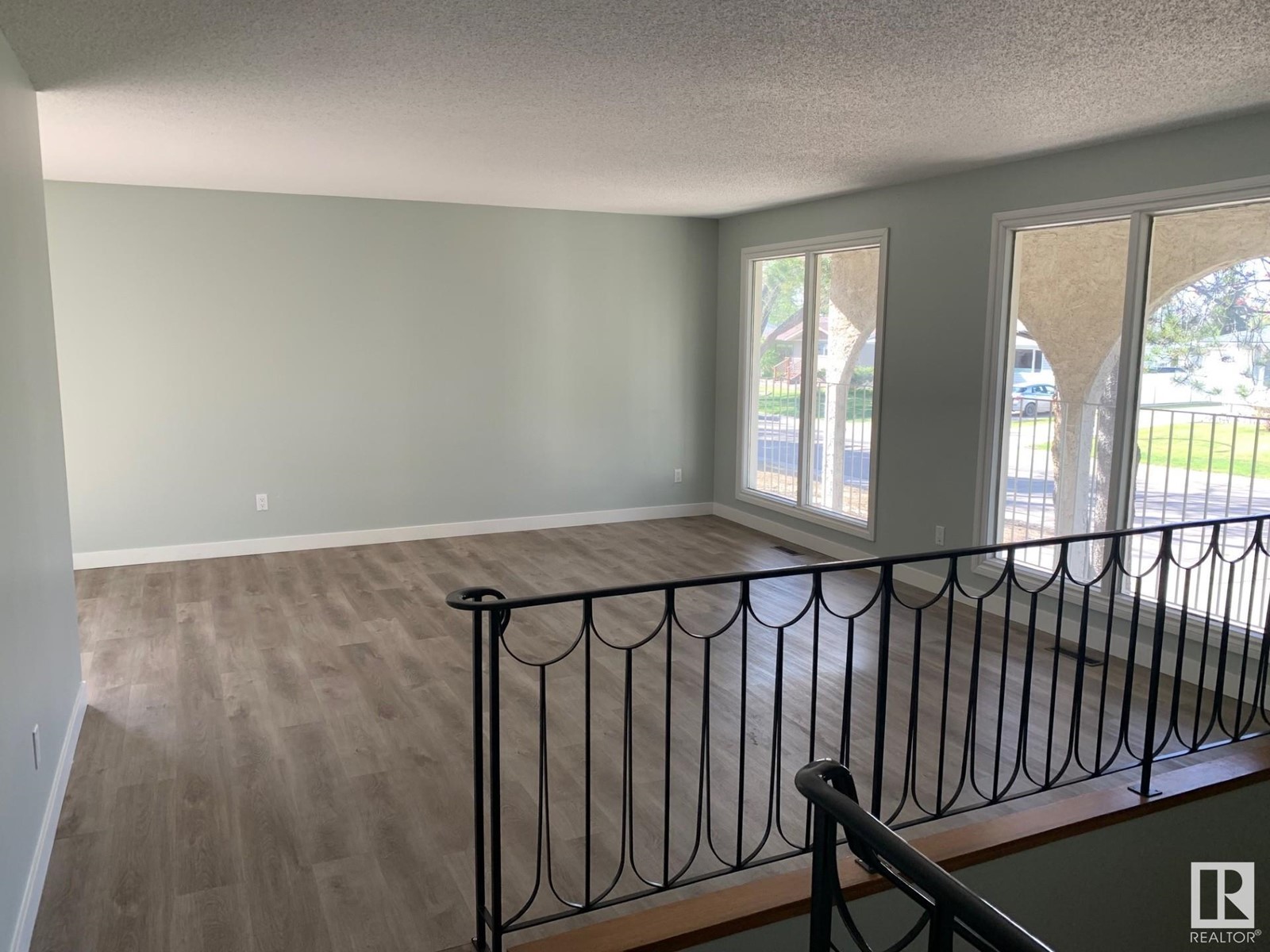 33 Greystone CR