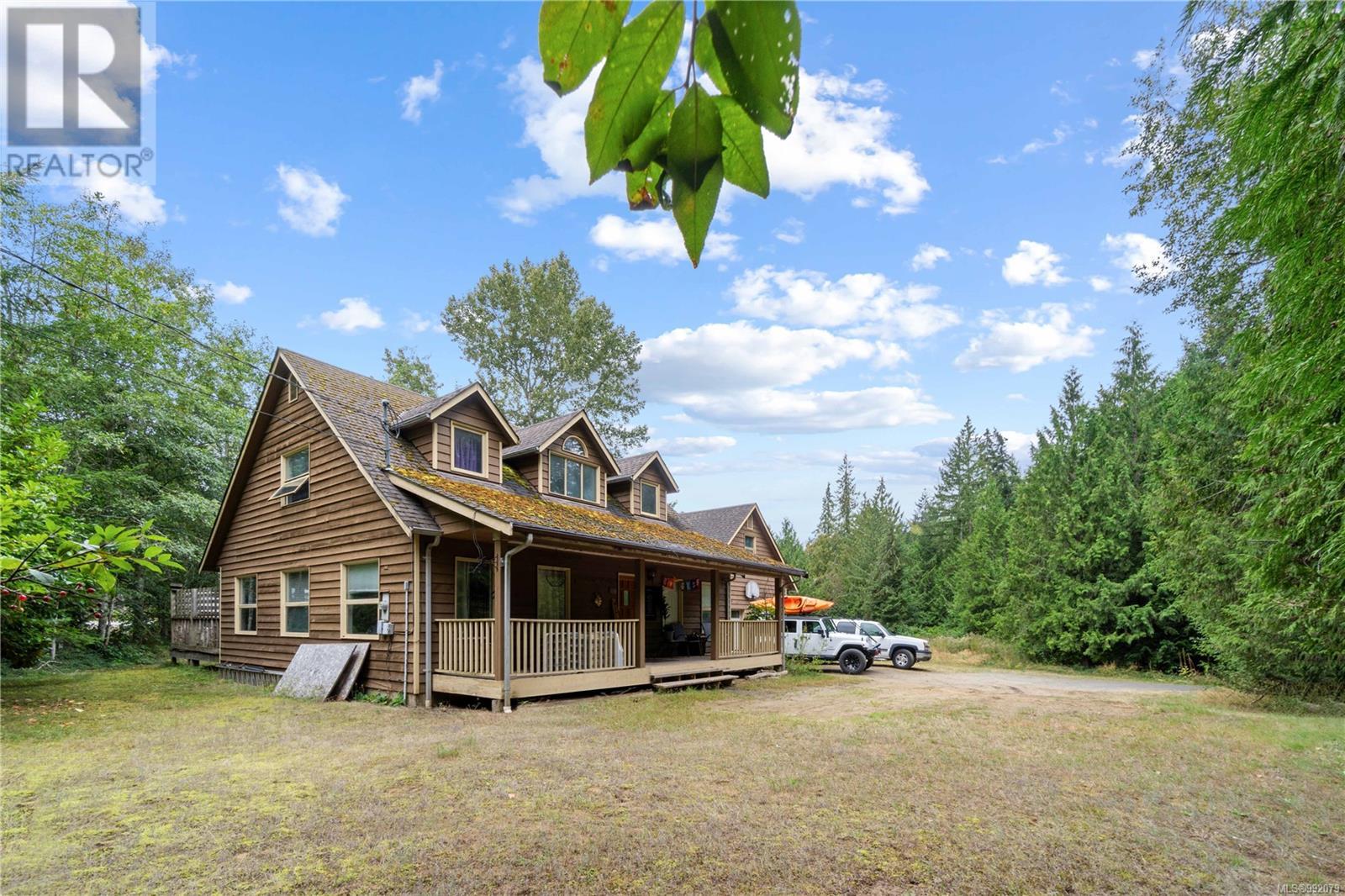 899 Qualicum Rd