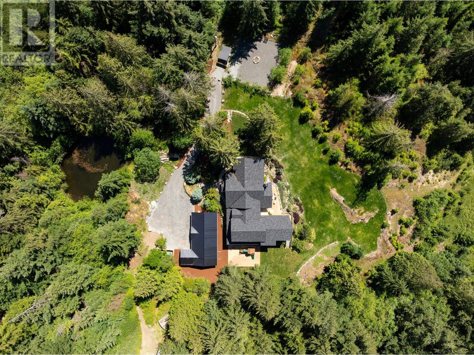 650 LAURA ROAD