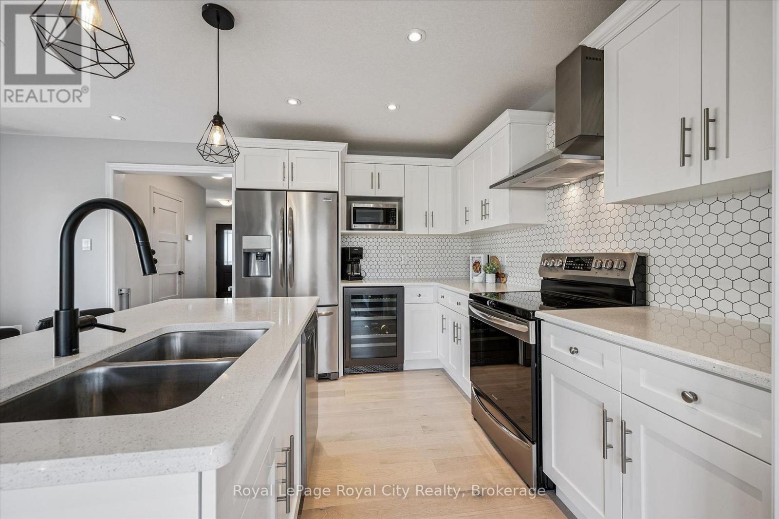 82 JOHN BRABSON CRESCENT