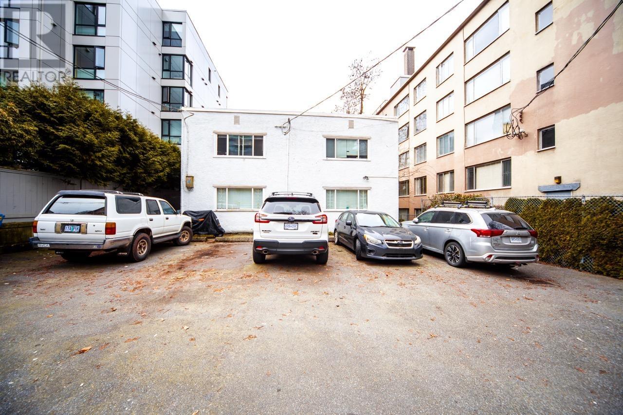 1365 BURNABY STREET