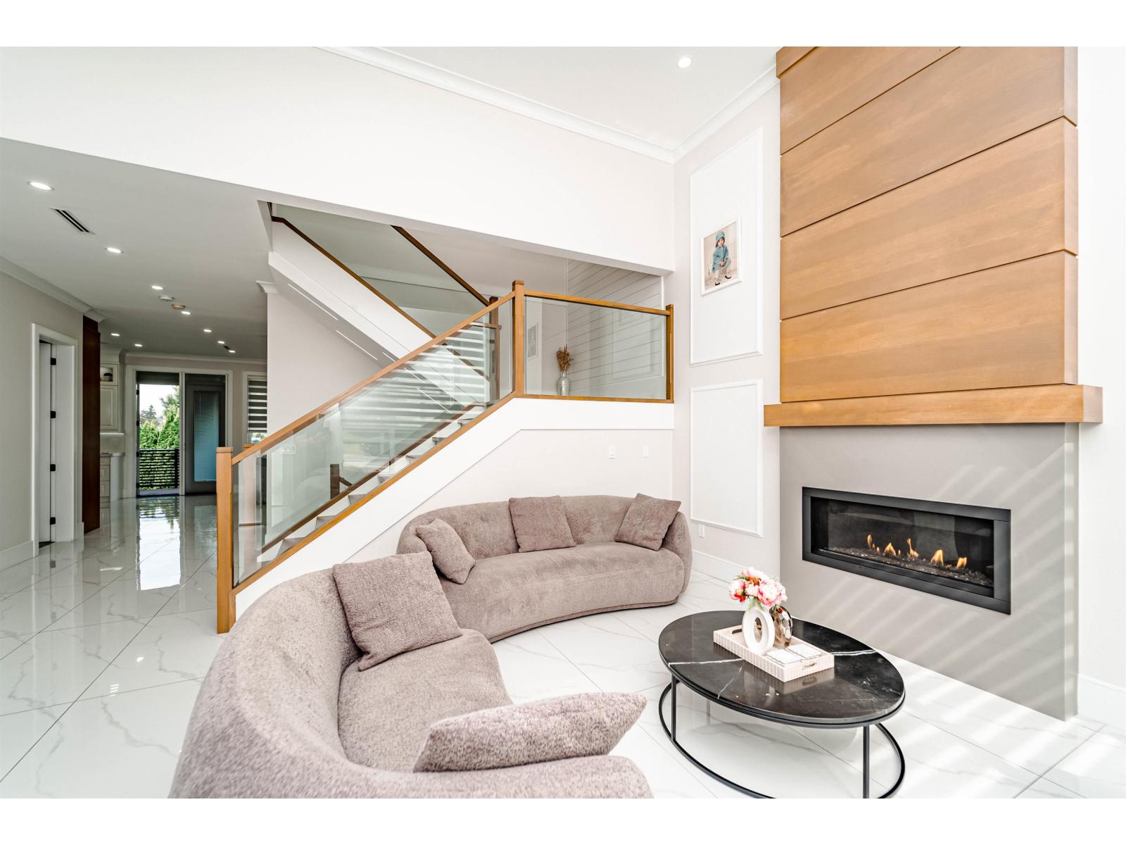 2263 BEVAN CRESCENT