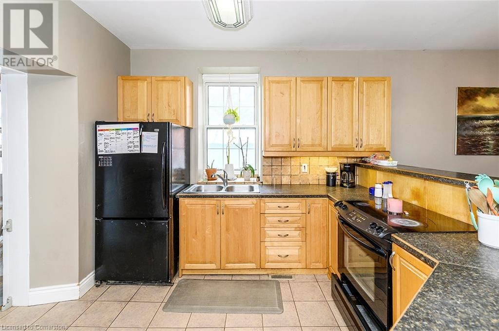 22 MAPLE RIDGE Road