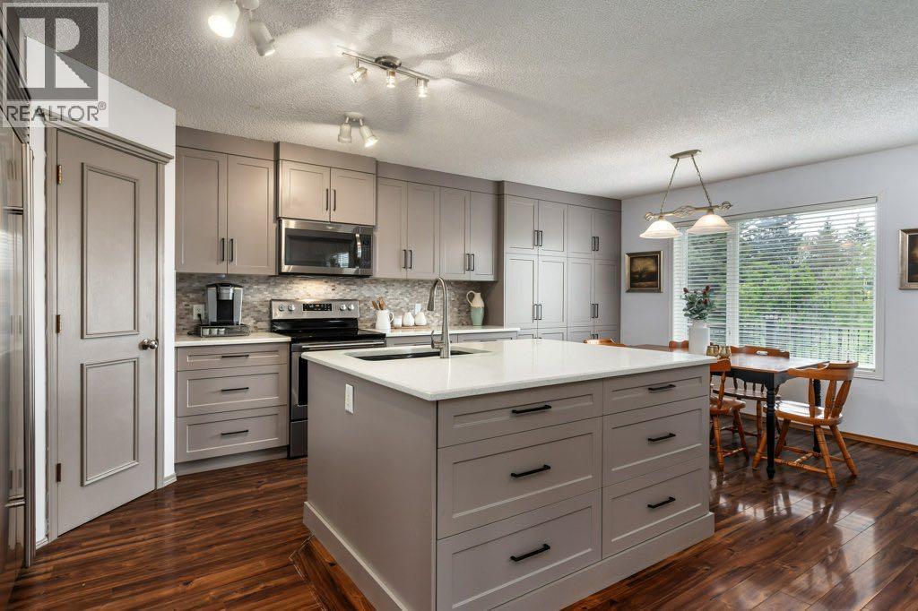 2 Springbank Crescent SW