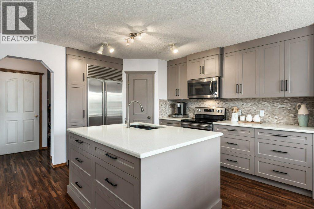 2 Springbank Crescent SW