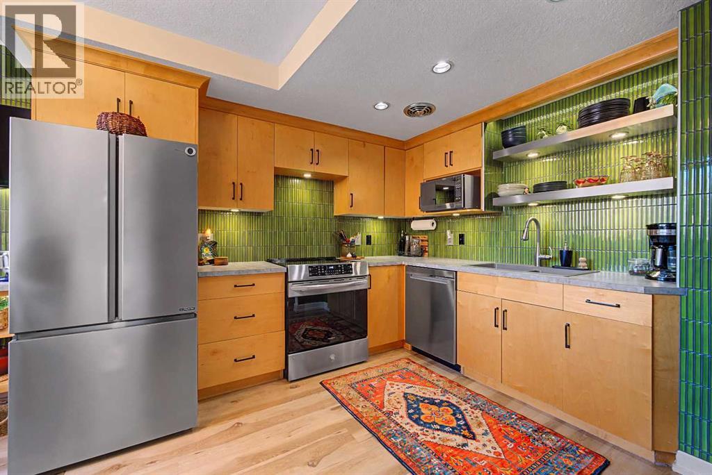 301, 1309 14 Avenue SW