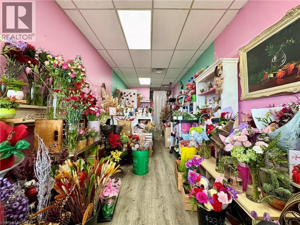 33 LAKESHORE Road Unit# 23