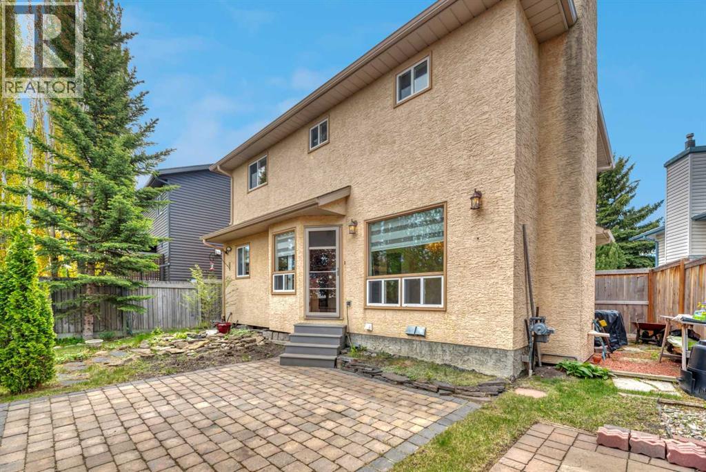 37 Shawbrooke Bay SW