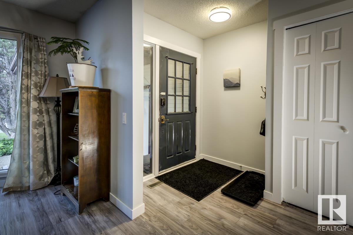 669 VILLAGE DR