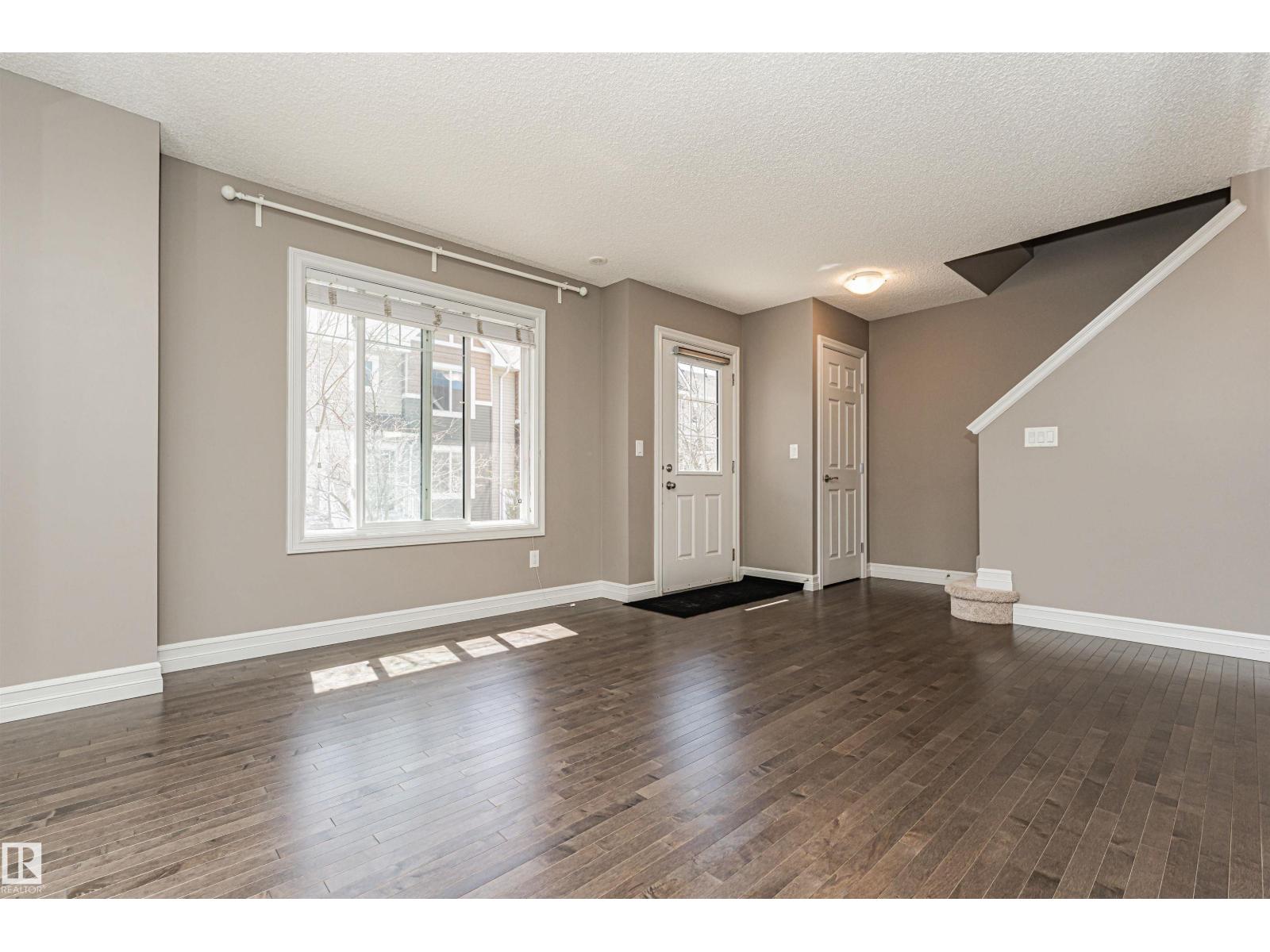 #110 3625 144 AV NW