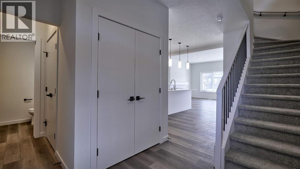 264 Legacy Glen Parade SE