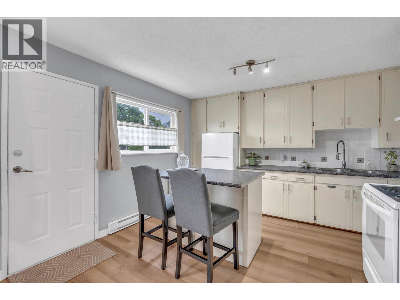 172 MCGOWAN Road