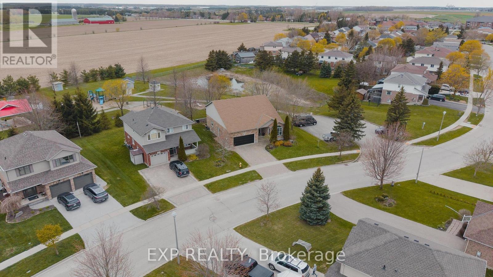 89 ANDREWS DRIVE