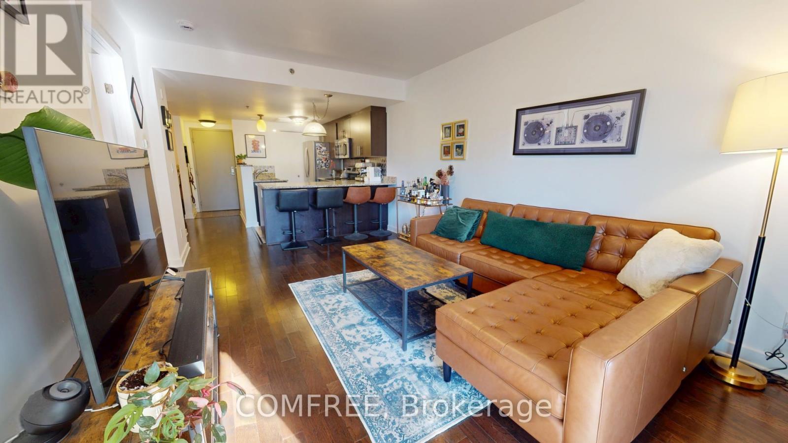 409 - 456 KING EDWARD AVENUE