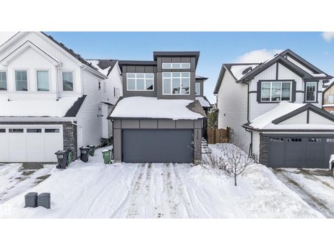 3230 PARKER LOOP SW Edmonton AB T6W4R8