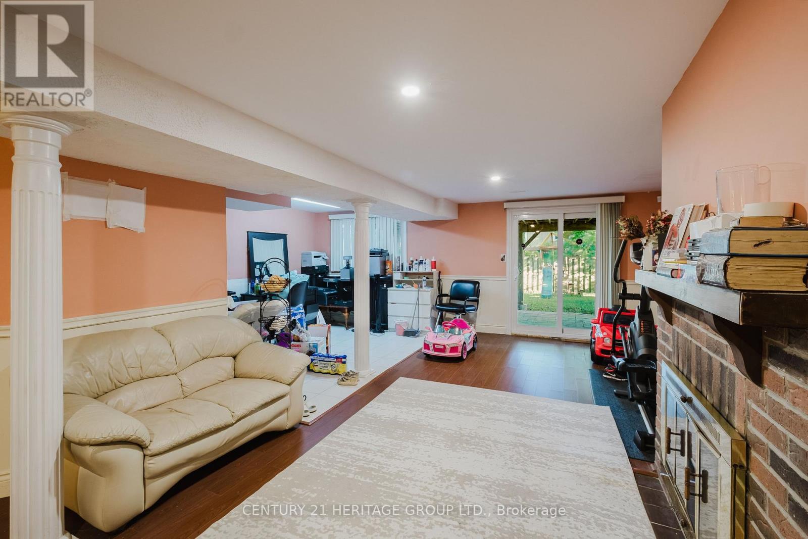 49 GRAY CRESCENT