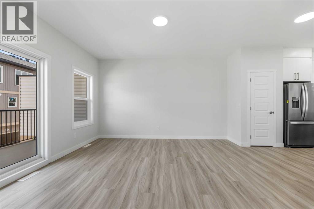 604, 90 Corner Meadows Manor NE