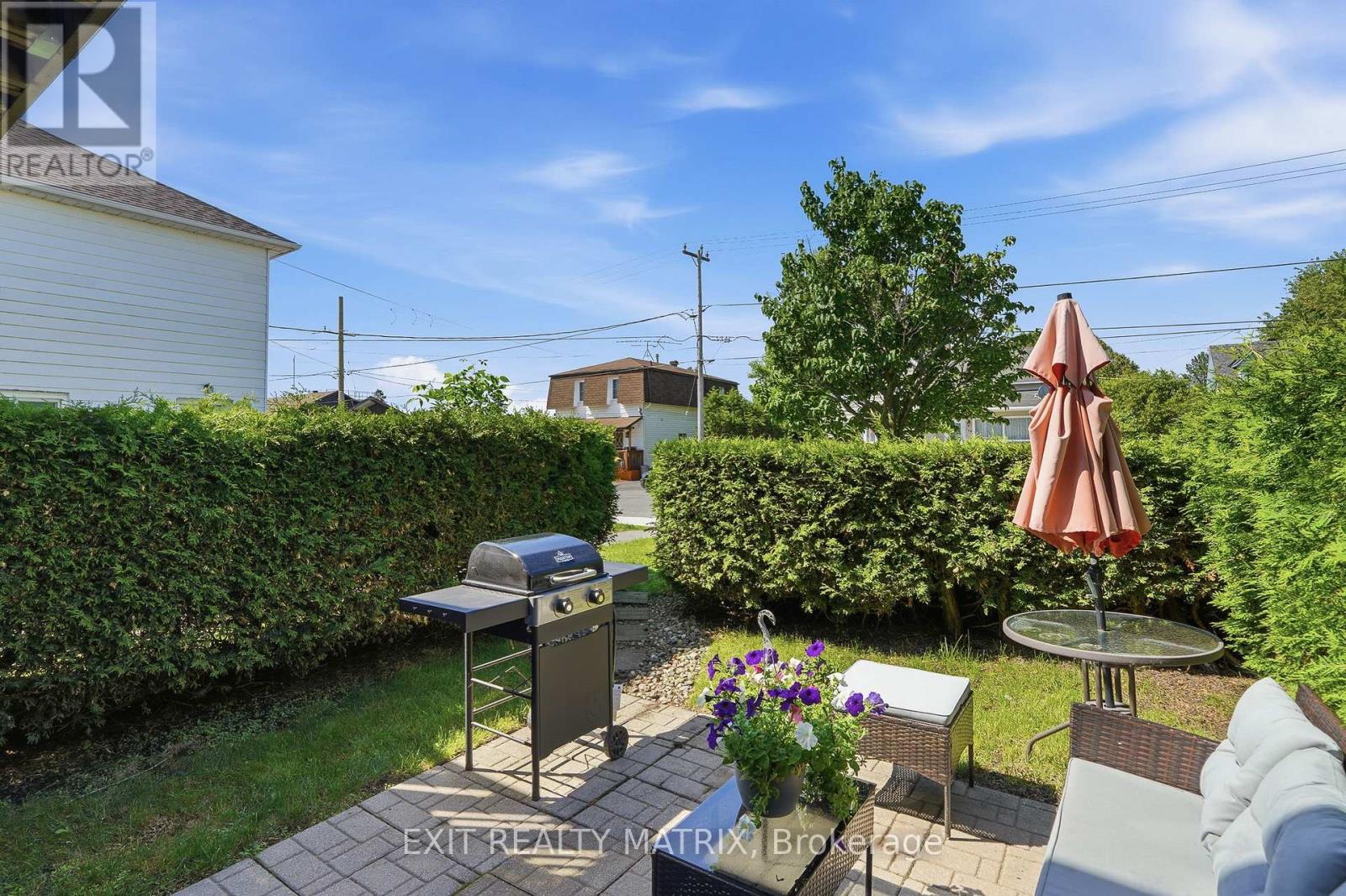 23 - 770 ST JEAN STREET