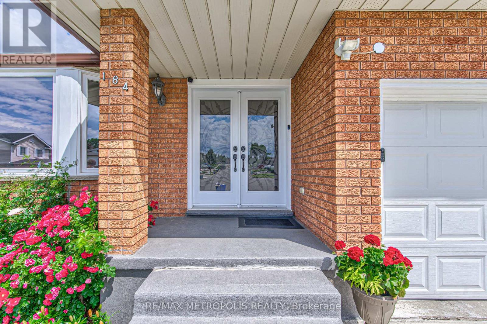 184 STONYBURN CRESCENT