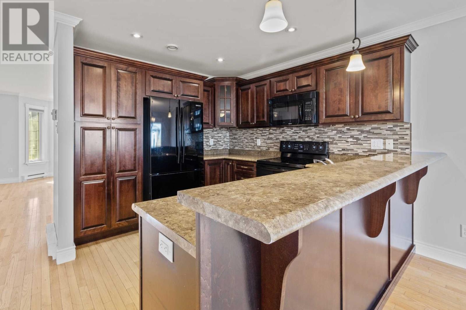 9 Camelot Crescent