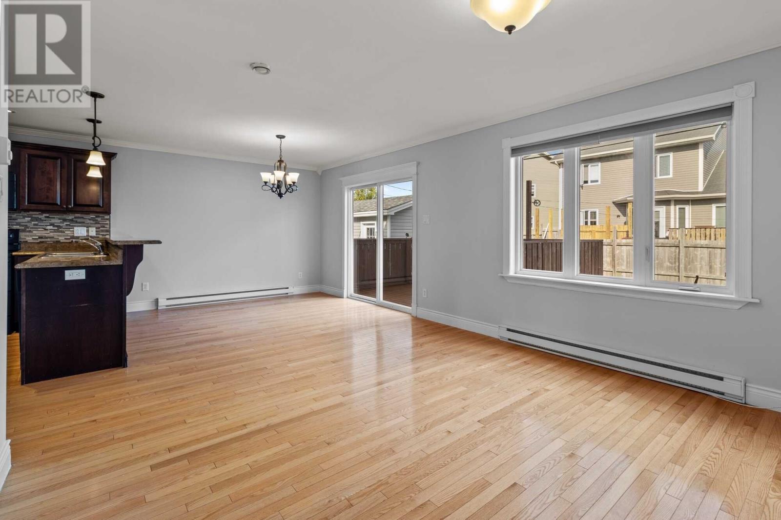 9 Camelot Crescent