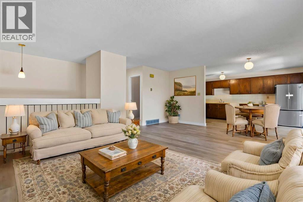 101 Sabrina Way SW