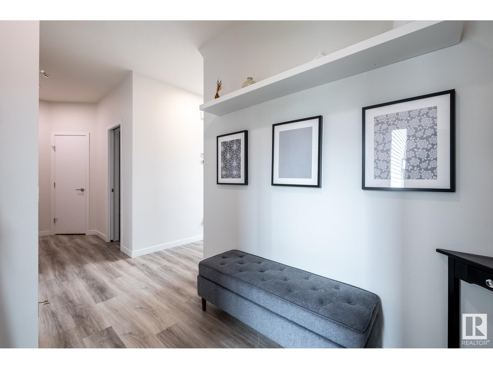 9304 PEAR LI SW