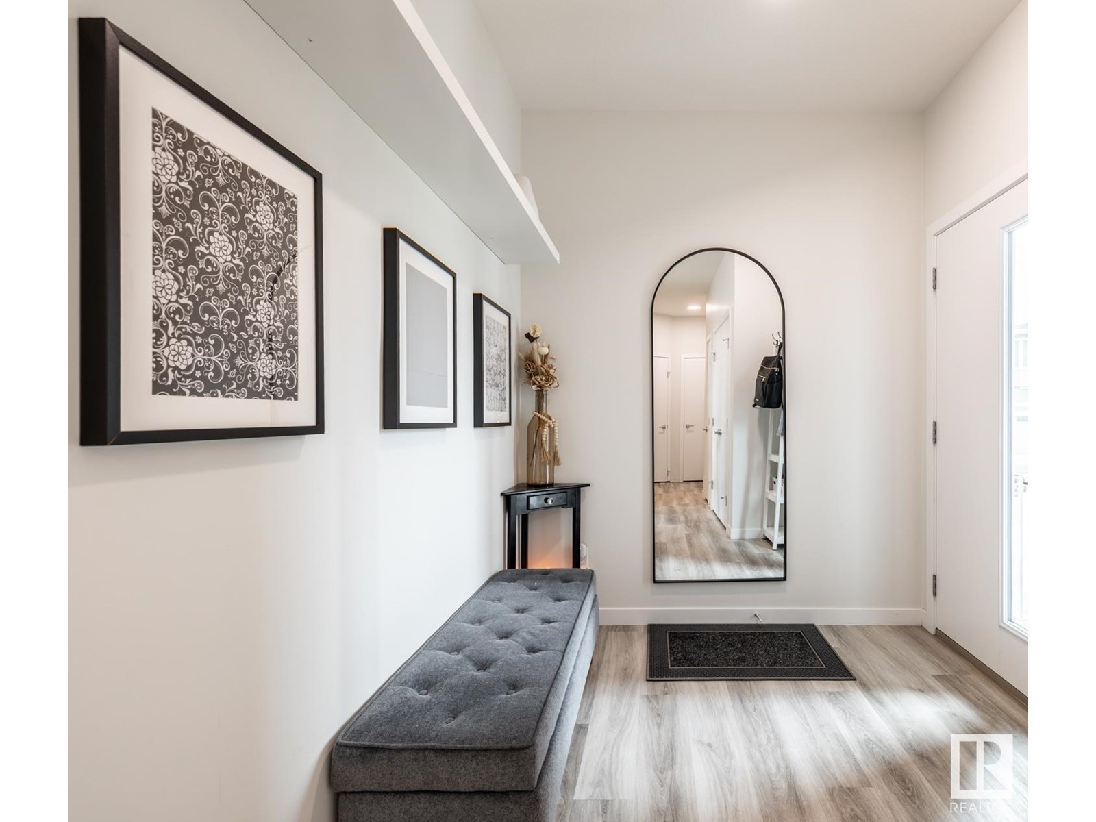 9304 PEAR LI SW