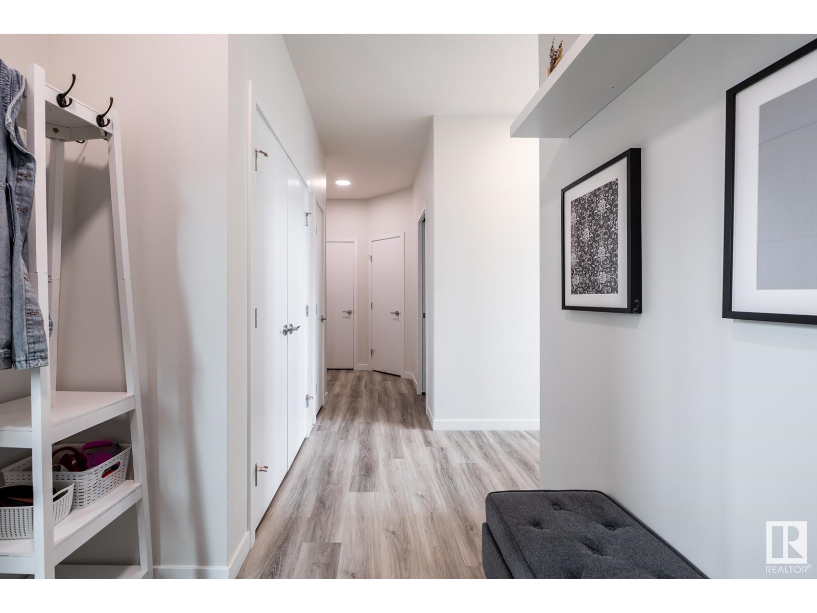 9304 PEAR LI SW