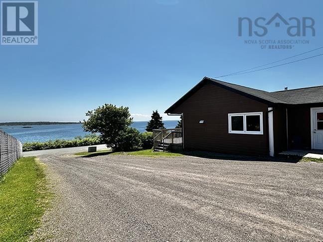 593 Veterans Memorial Drive
