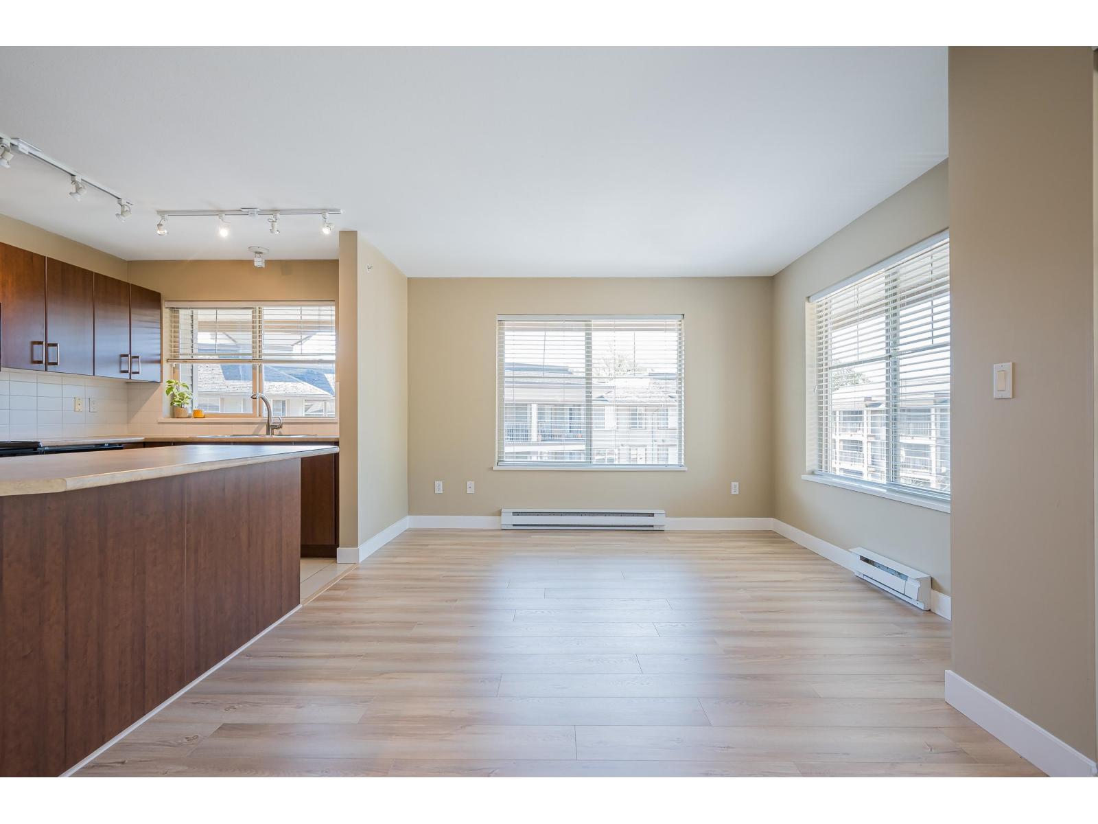 408 45561 YALE ROAD|Chilliwack Proper South