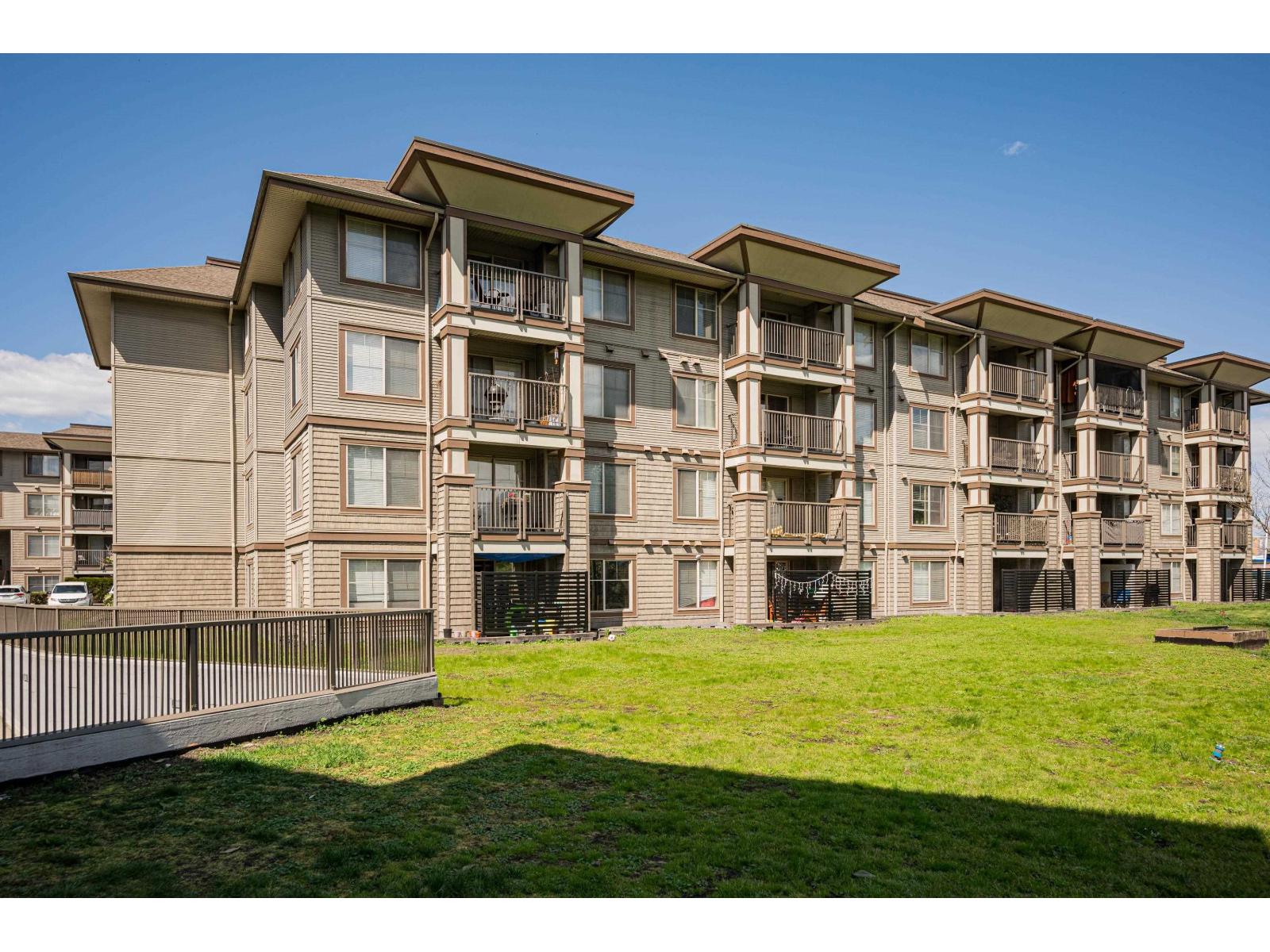 408 45561 YALE ROAD|Chilliwack Proper South