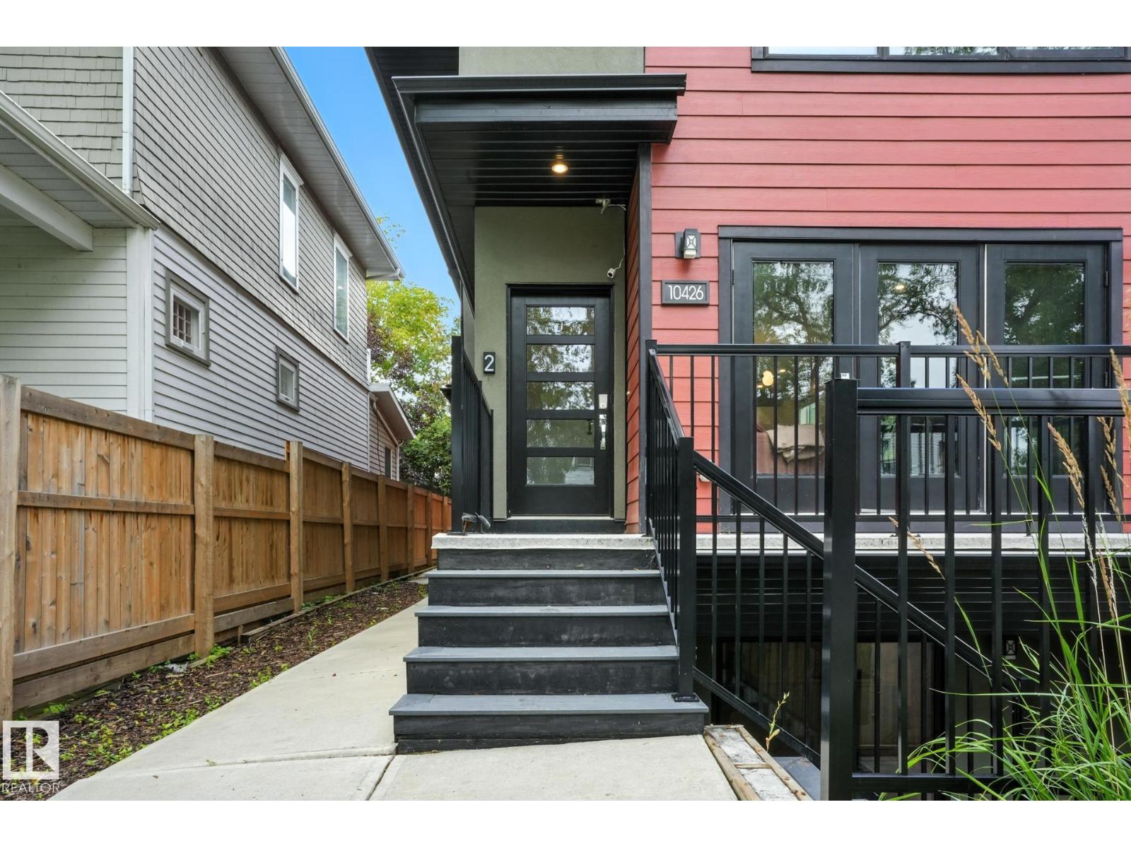 10426 126 ST NW