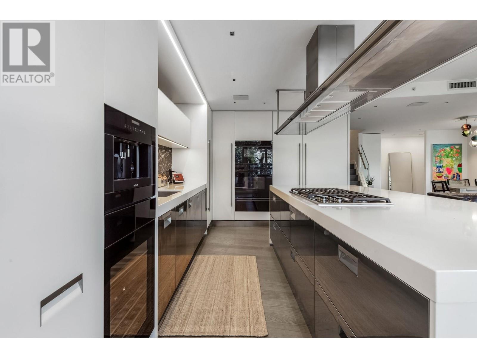 TH22 1281 W CORDOVA STREET