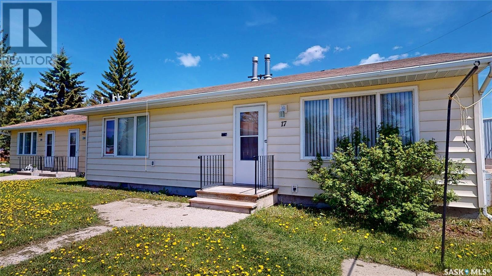 TRIPLEX 600 Railway AVENUE